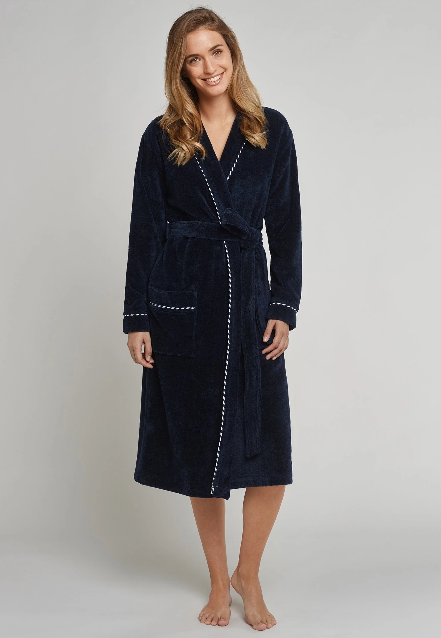 Schiesser Bademantel Nachtblau 2 Schiesser Bademantel Nachtblau – Bild 2